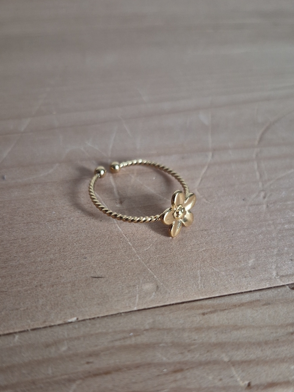 💙 Adjustable Like New Gold Flower Stackable Ring Stainless Steel